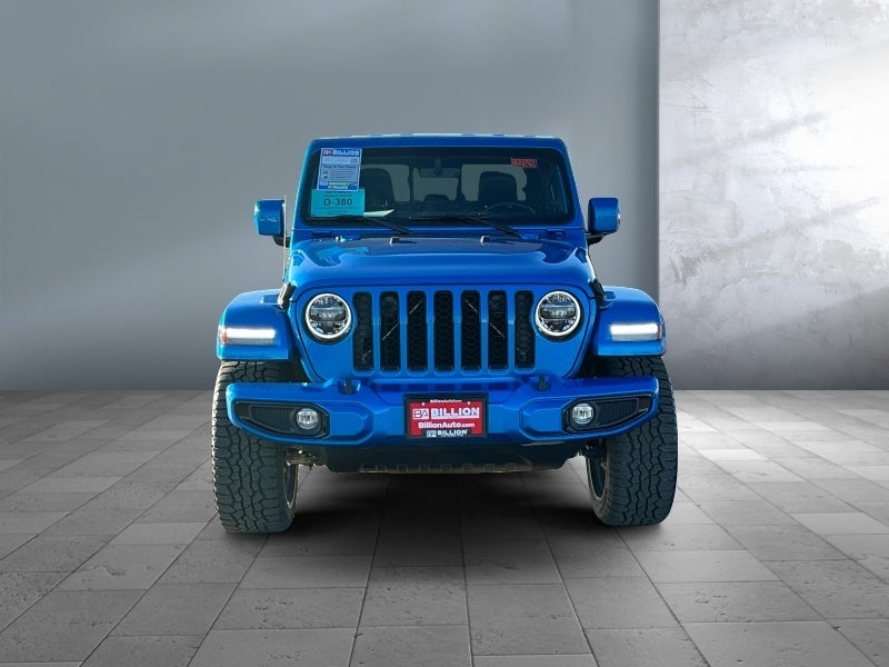 2022 Jeep Gladiator — side profile view