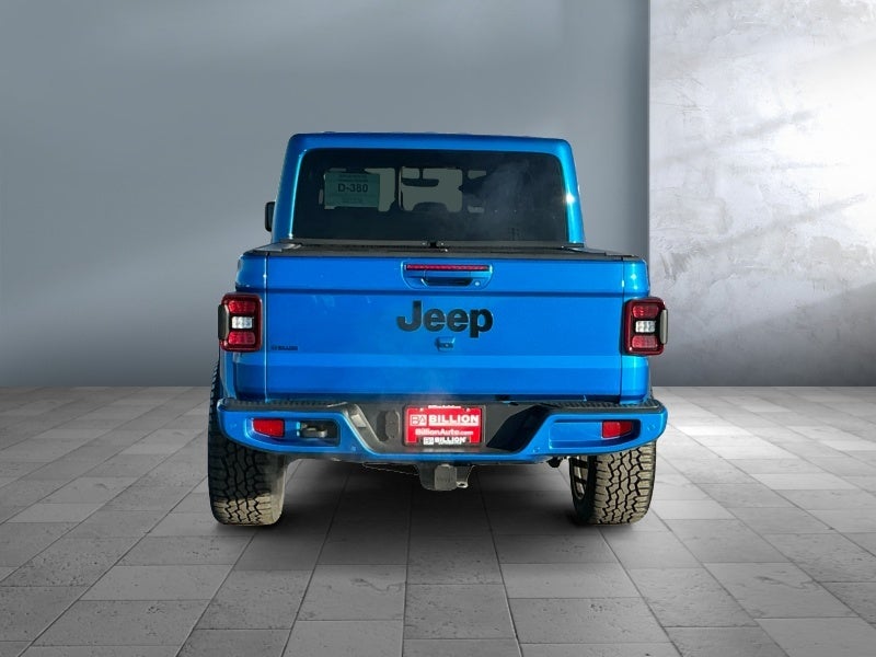 2022 Jeep Gladiator — detail view