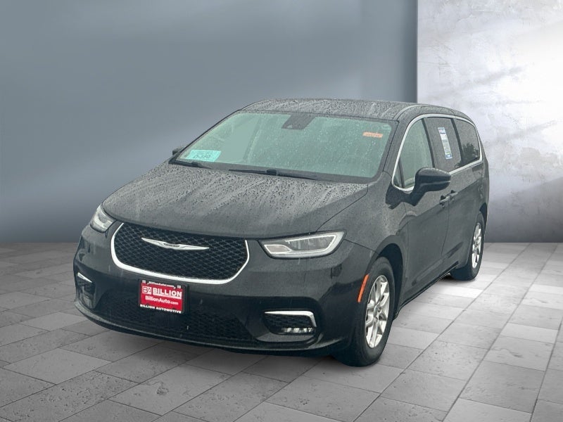 2023 Chrysler Pacifica Touring L in Brilliant-Black — front three-quarter view